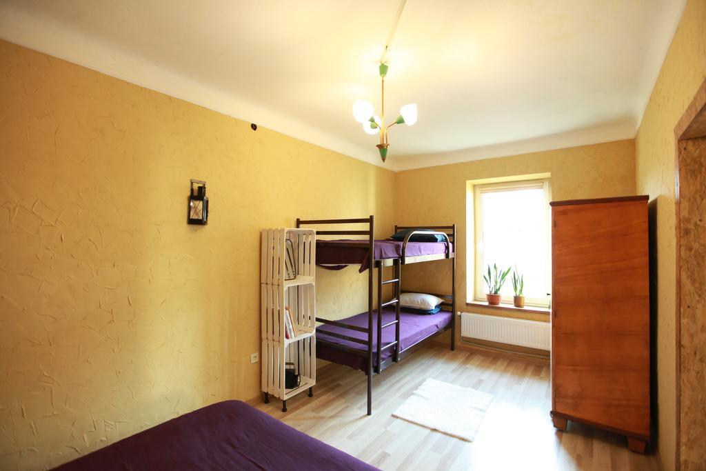 Apartment On Zaliznychna Lviv Rum bild